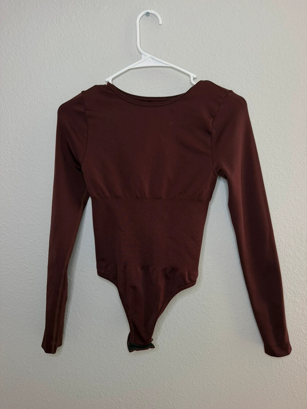 Chocolate Brown Open Back Long Sleeve Bodysuit – Size Small